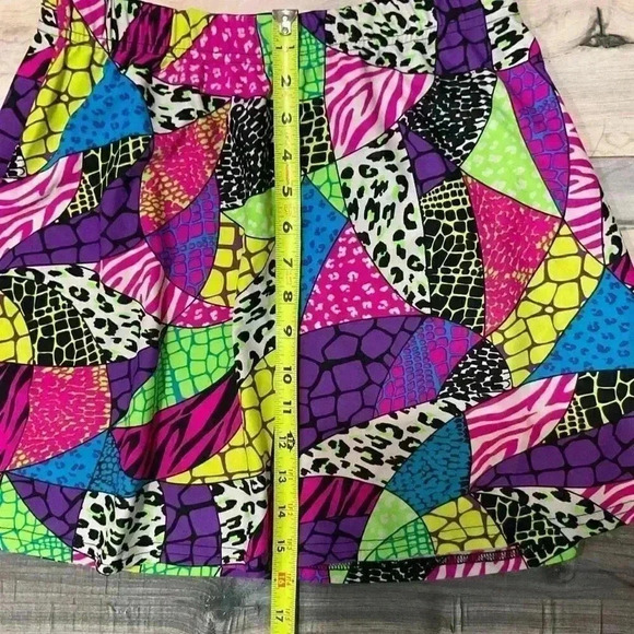 Svforza animal print colorful short stretchy and soft skirt w/pocket size Medium - Picture 7 of 7